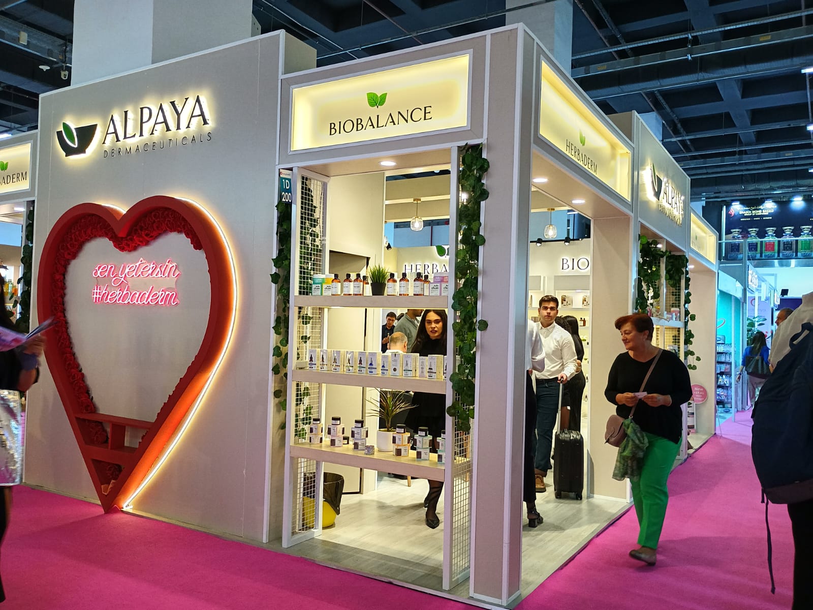 Alpaya fuar standı